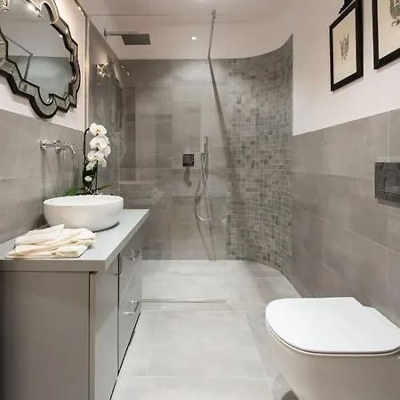 - Piazza San Lorenzo Appartement Florence